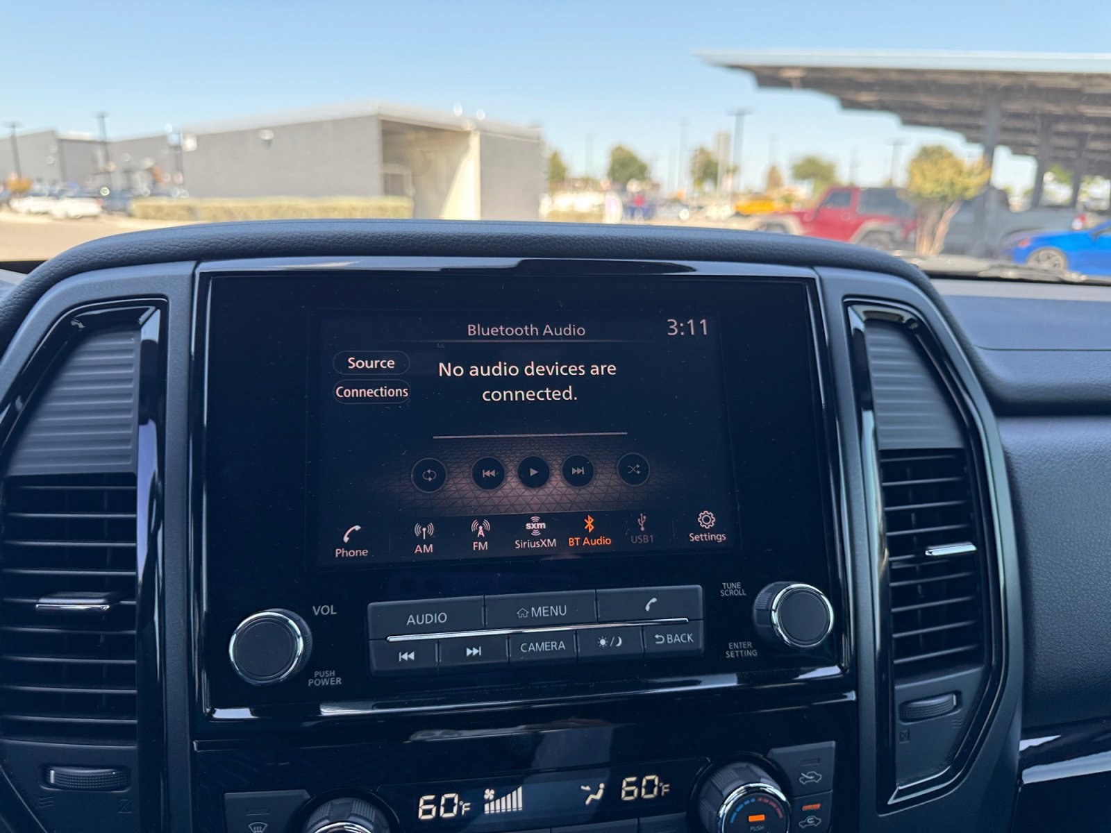 2023 Nissan Titan SV photo 13