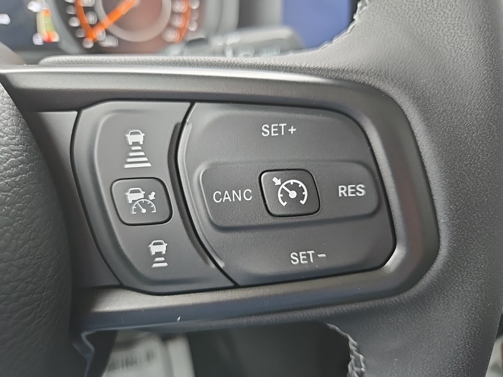 2025 Jeep Wrangler Sport S photo 39