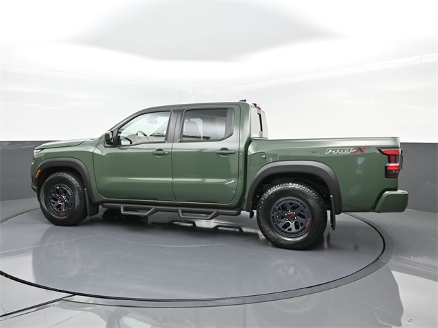 2025 Nissan Frontier PRO-X photo 3