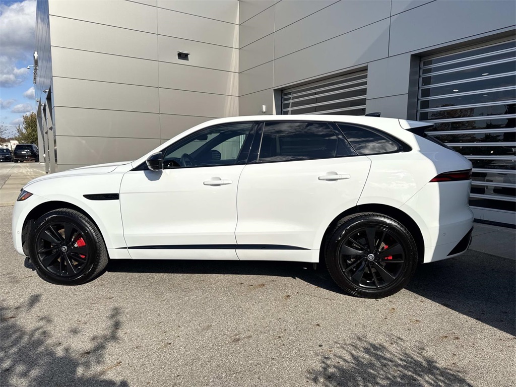 2024 Jaguar F-PACE P400 R-Dynamic S photo 4