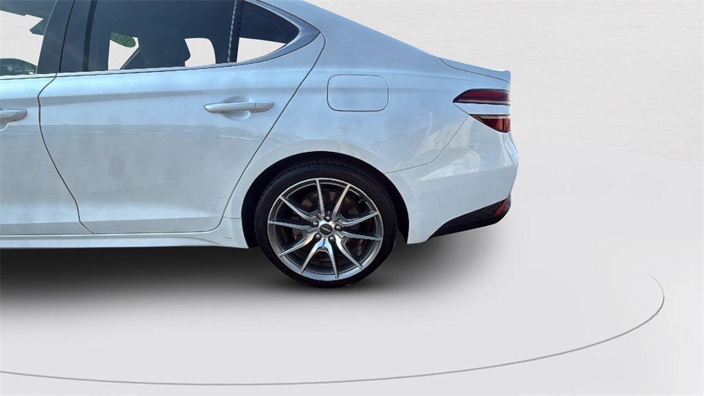 2022 Genesis G70 2.0T photo 23
