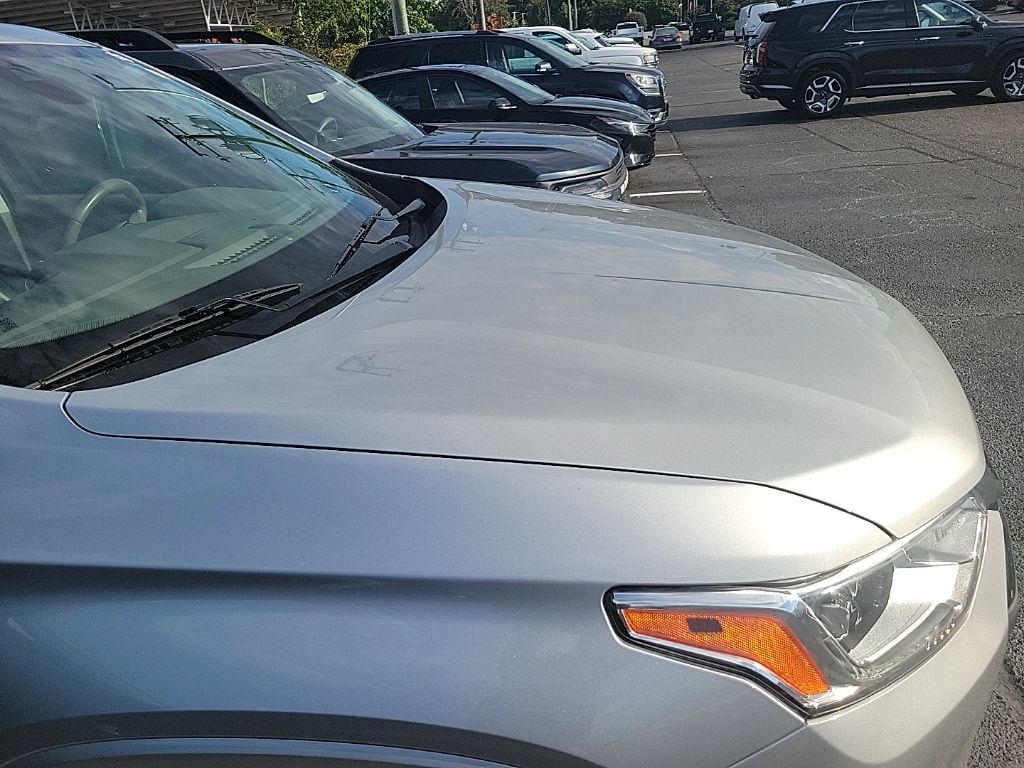 2021 Chevrolet Traverse Premier photo 12