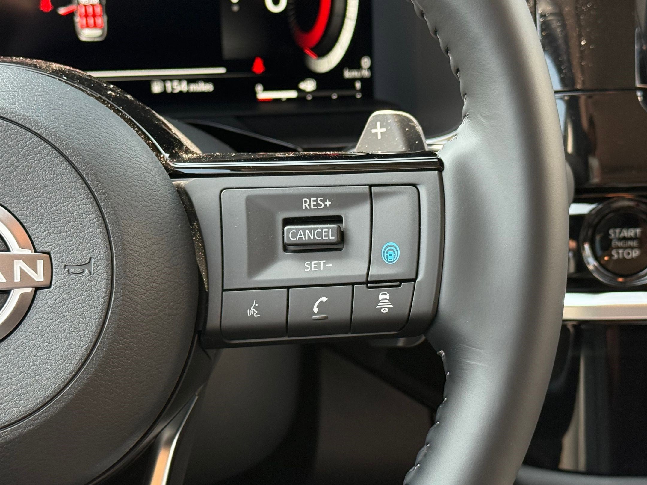 2025 Nissan Pathfinder Platinum photo 22