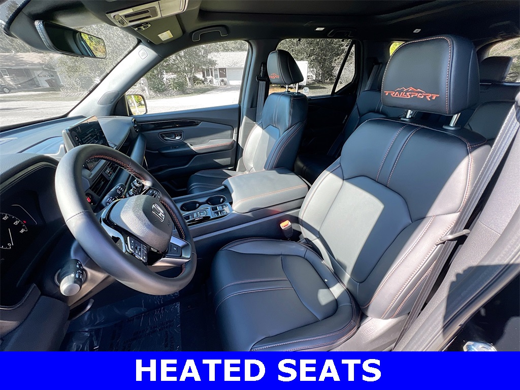 2025 Honda Pilot TrailSport photo 4