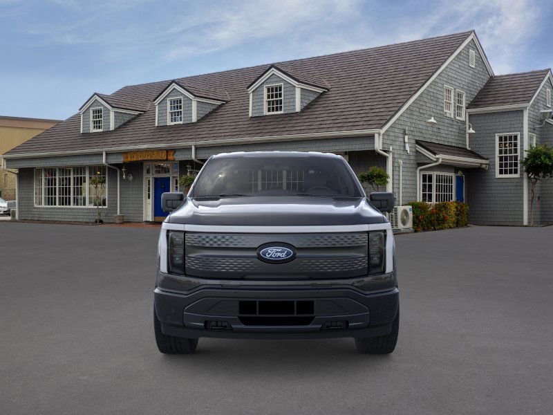2025 Ford F-150 Lightning photo 4