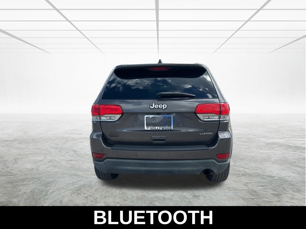 2018 Jeep Grand Cherokee Laredo E photo 3