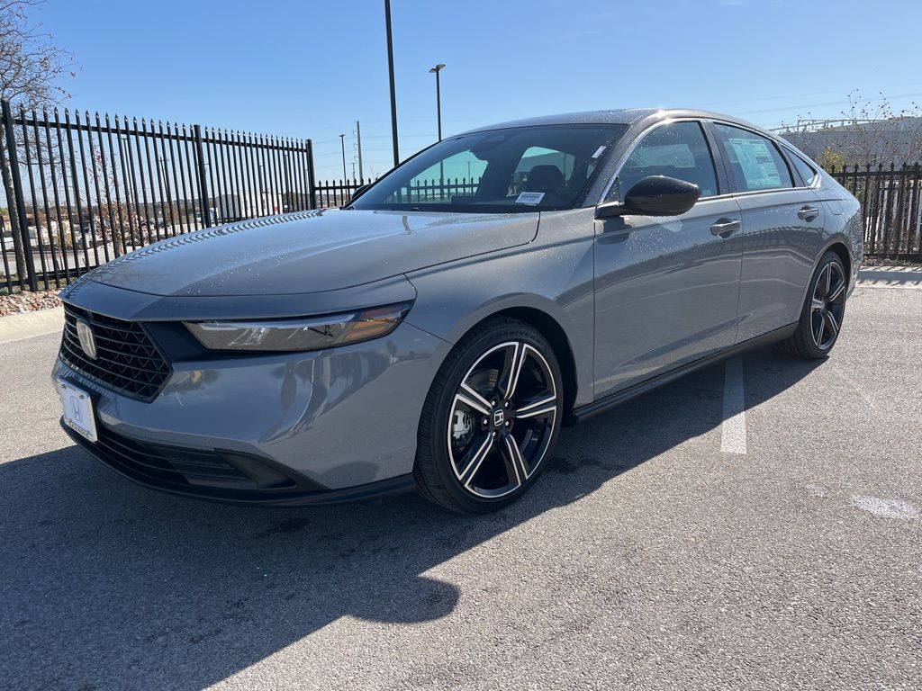 2025 Honda Accord Hybrid Sport's photo