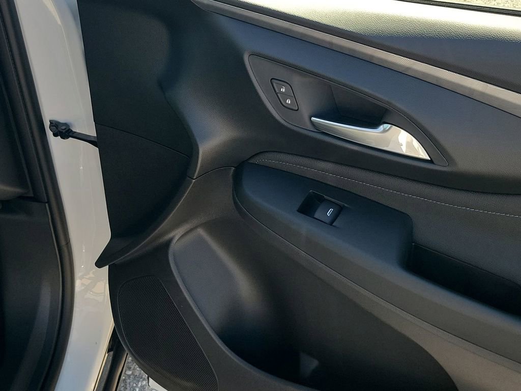 2025 Buick Envista ST photo 42