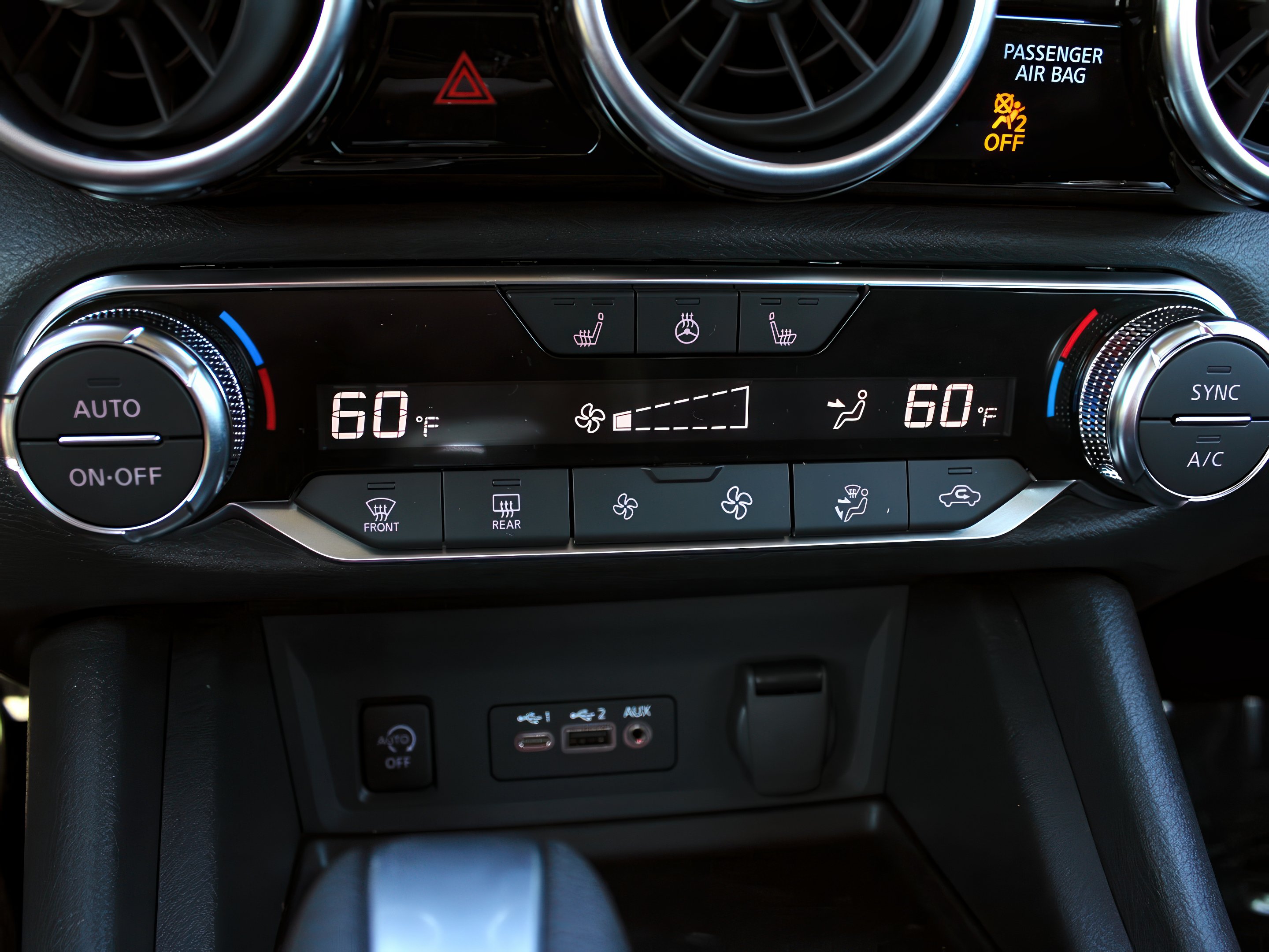 2025 Nissan Sentra SV photo 11
