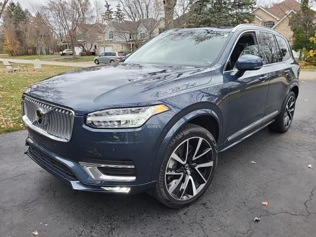 2024 Volvo XC90 Plus photo 2