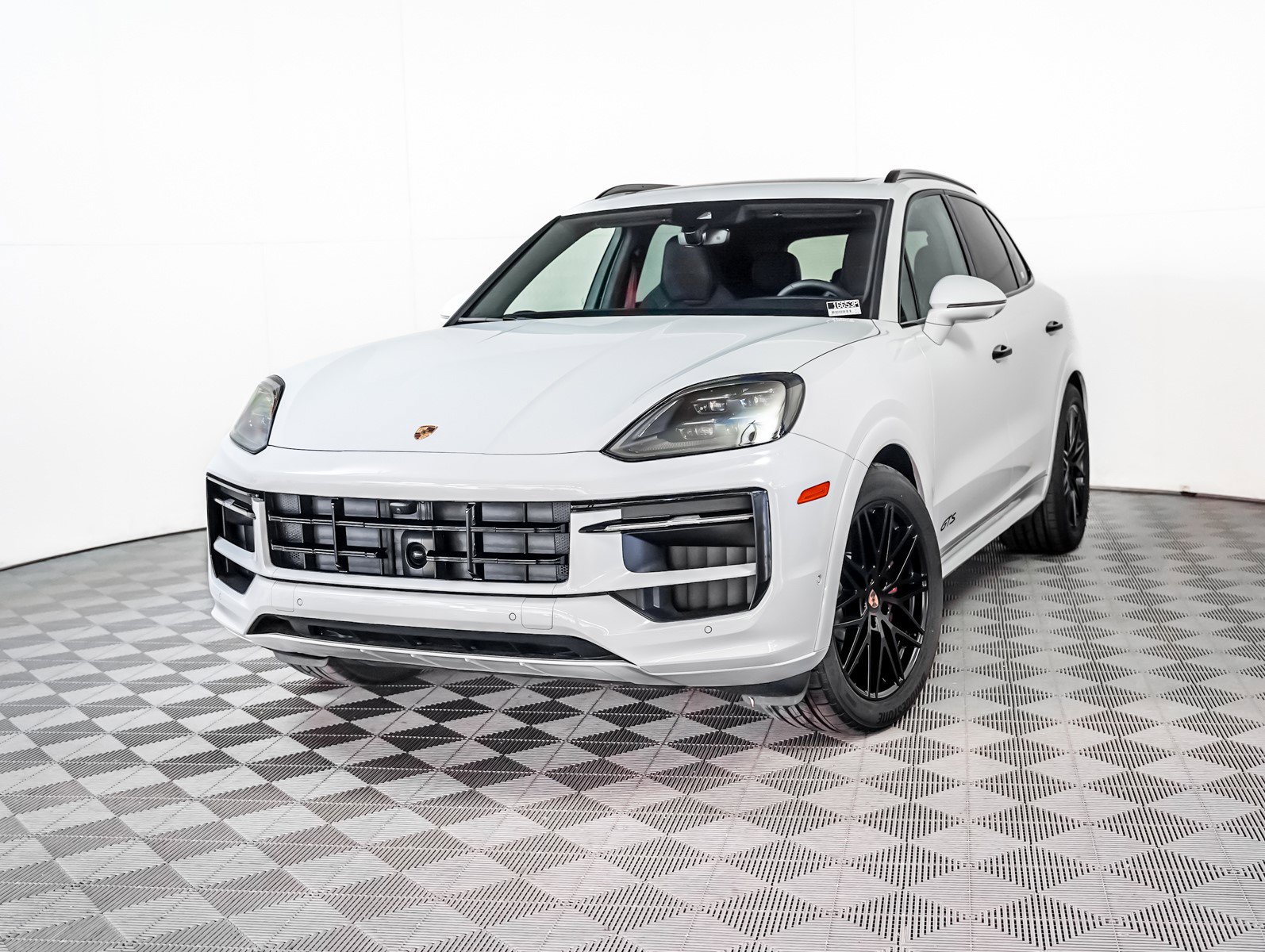 2025 Porsche Cayenne