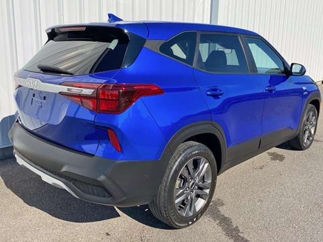 2022 Kia Seltos LX photo 3