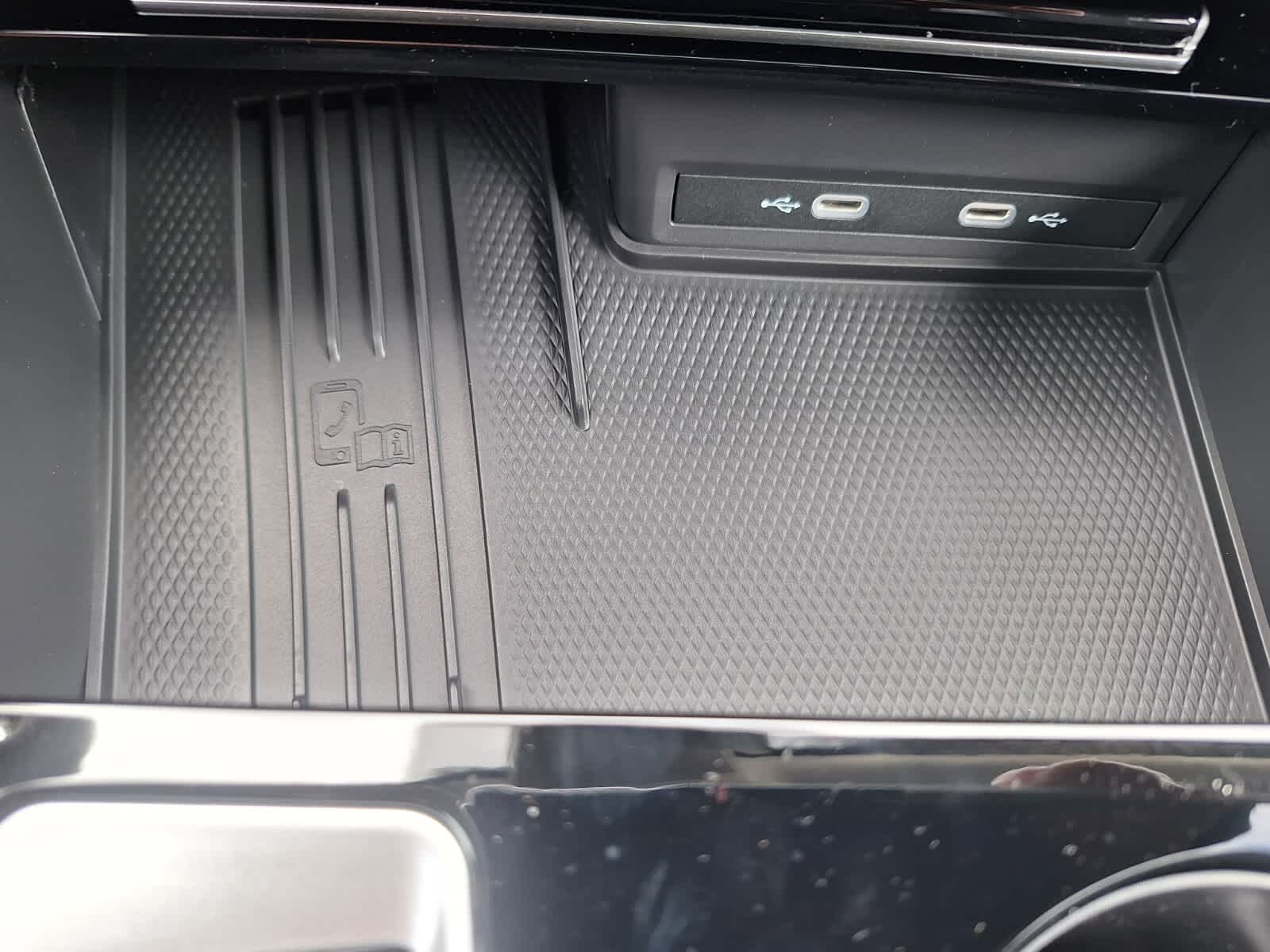 2025 Volkswagen Atlas Peak Edition SE photo 14