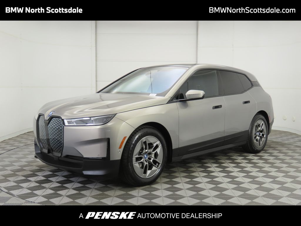 2023 BMW iX Base's photo