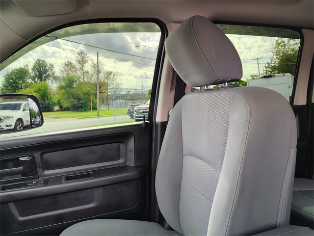 2018 Ram 2500 Tradesman photo 21