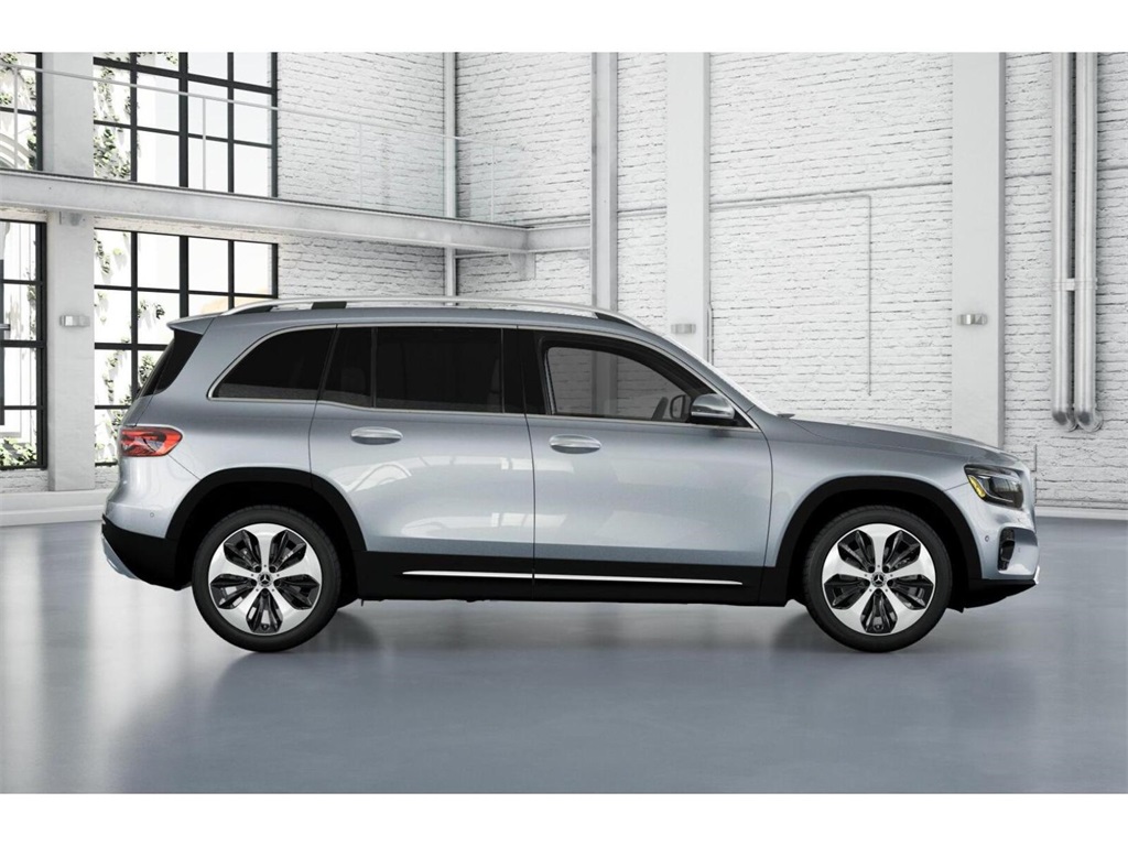 2025 Mercedes Benz GLB 250 photo 2
