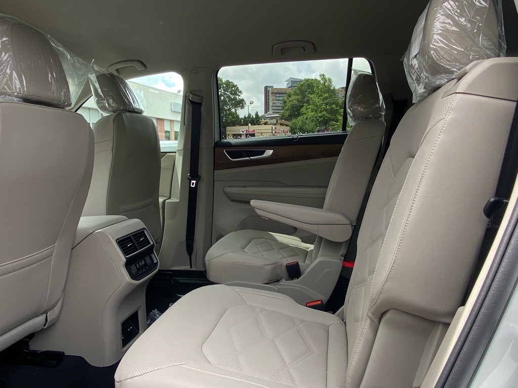2025 Volkswagen Atlas SE Technology photo 10