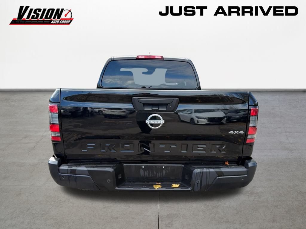 2023 Nissan Frontier S photo 4