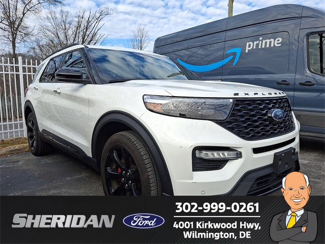 2023 Ford Explorer ST's photo