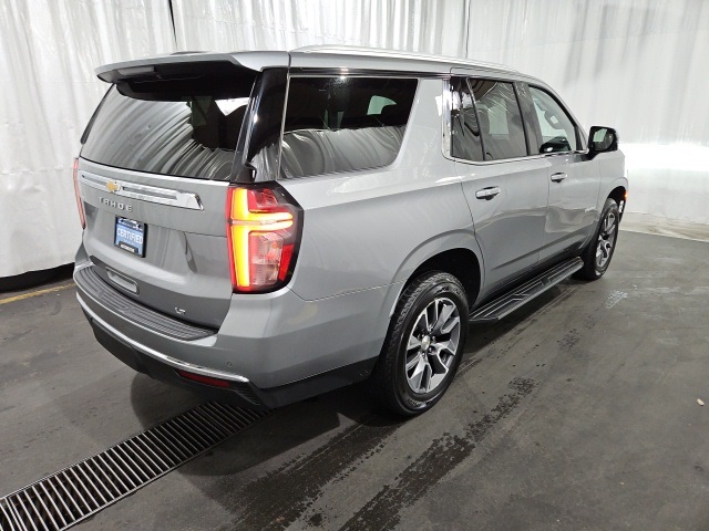 2023 Chevrolet Tahoe LT photo 2