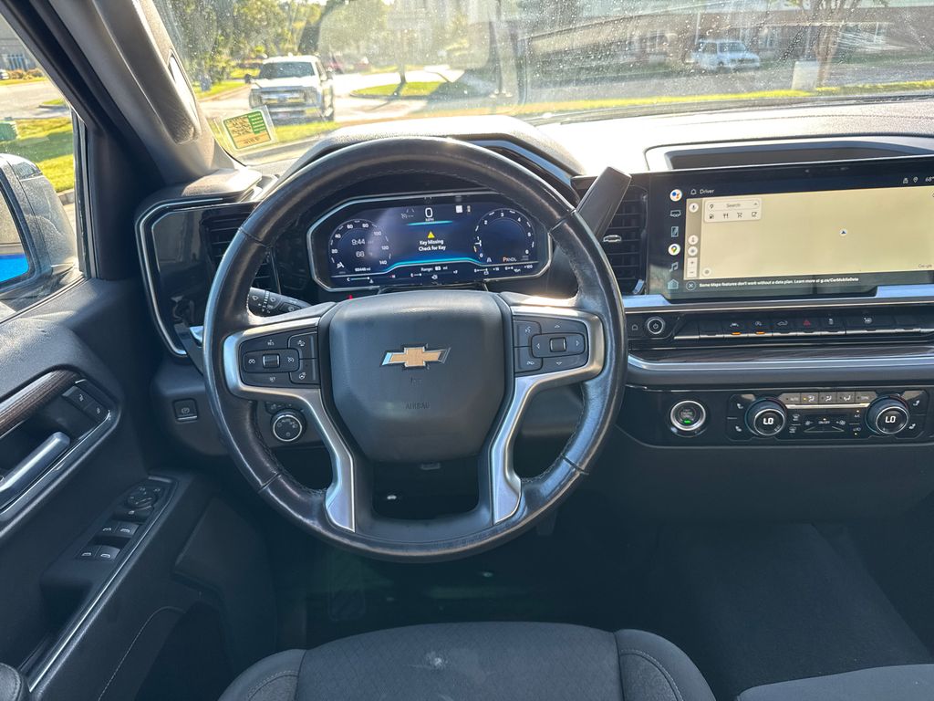 2022 Chevrolet Silverado 1500 LT photo 20
