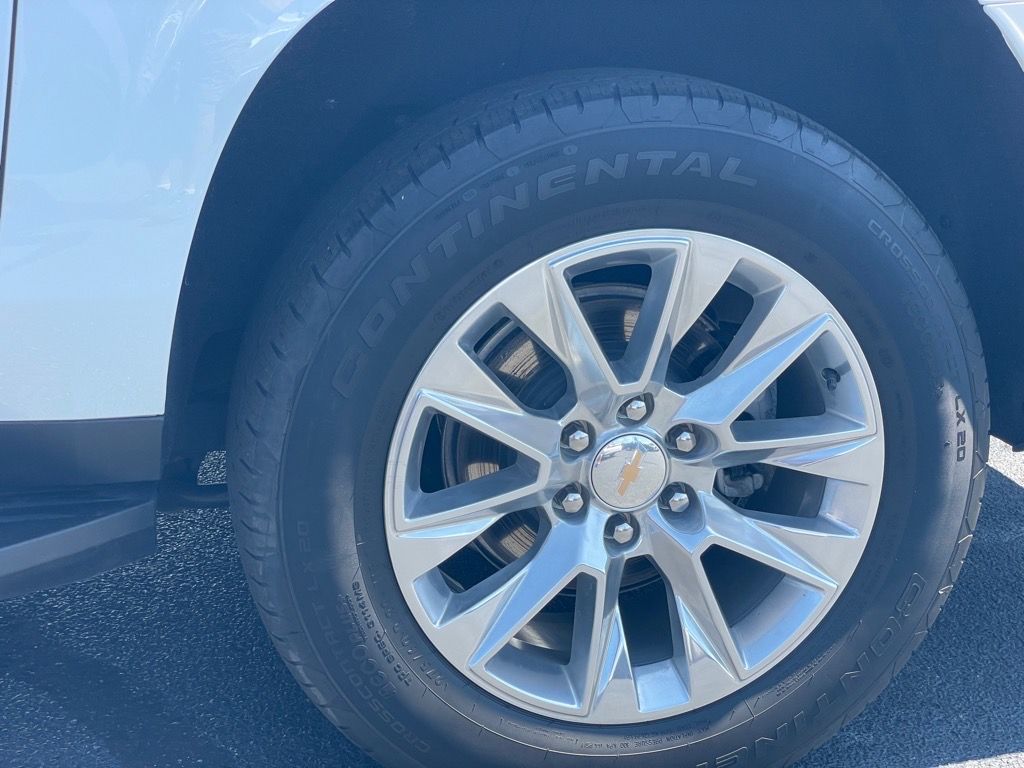2023 Chevrolet Suburban Premier photo 27