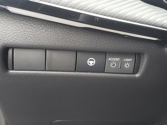 2025 Nissan Kicks SR photo 24
