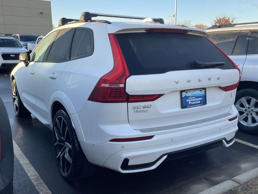 2024 Volvo XC60 Recharge T8 Polestar photo 3
