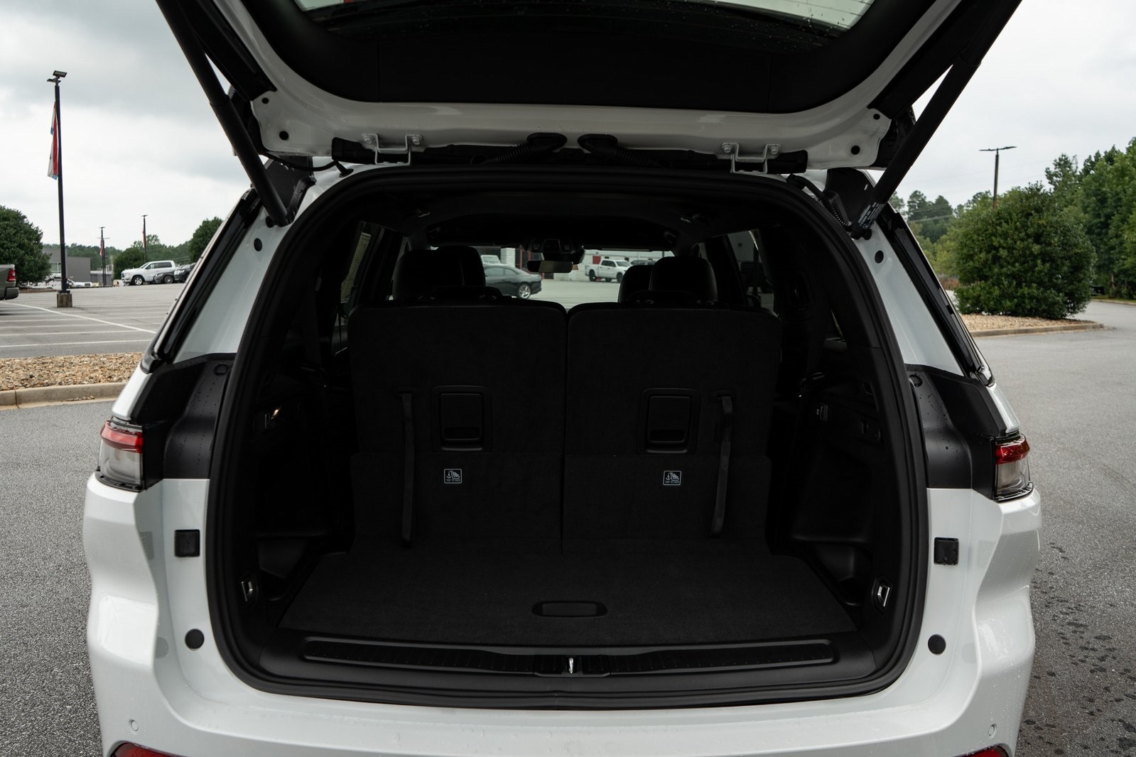2025 Jeep Grand Cherokee Limited photo 7