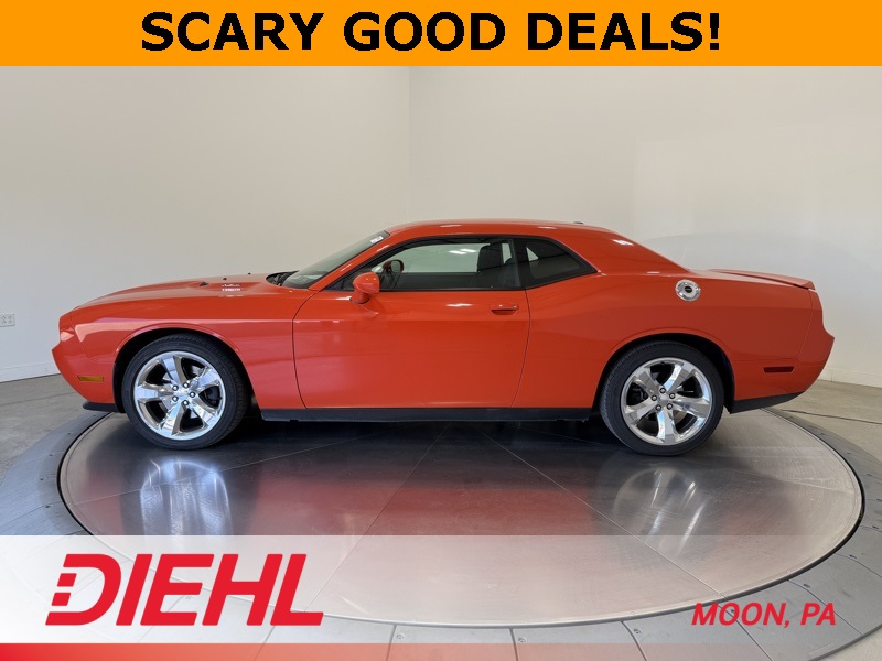 2013 Dodge Challenger R/T photo 4