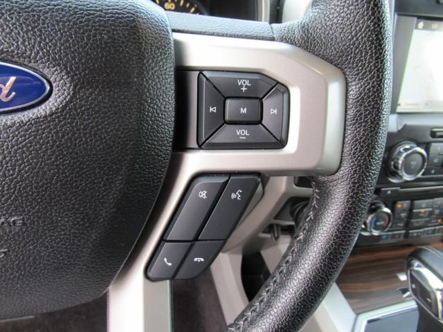 2016 Ford F-150 Lariat photo 20