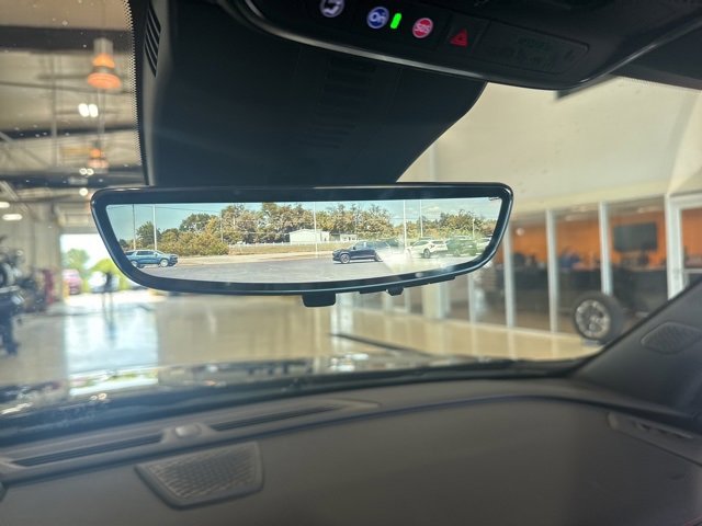 2026 Chevrolet Traverse RS photo 2