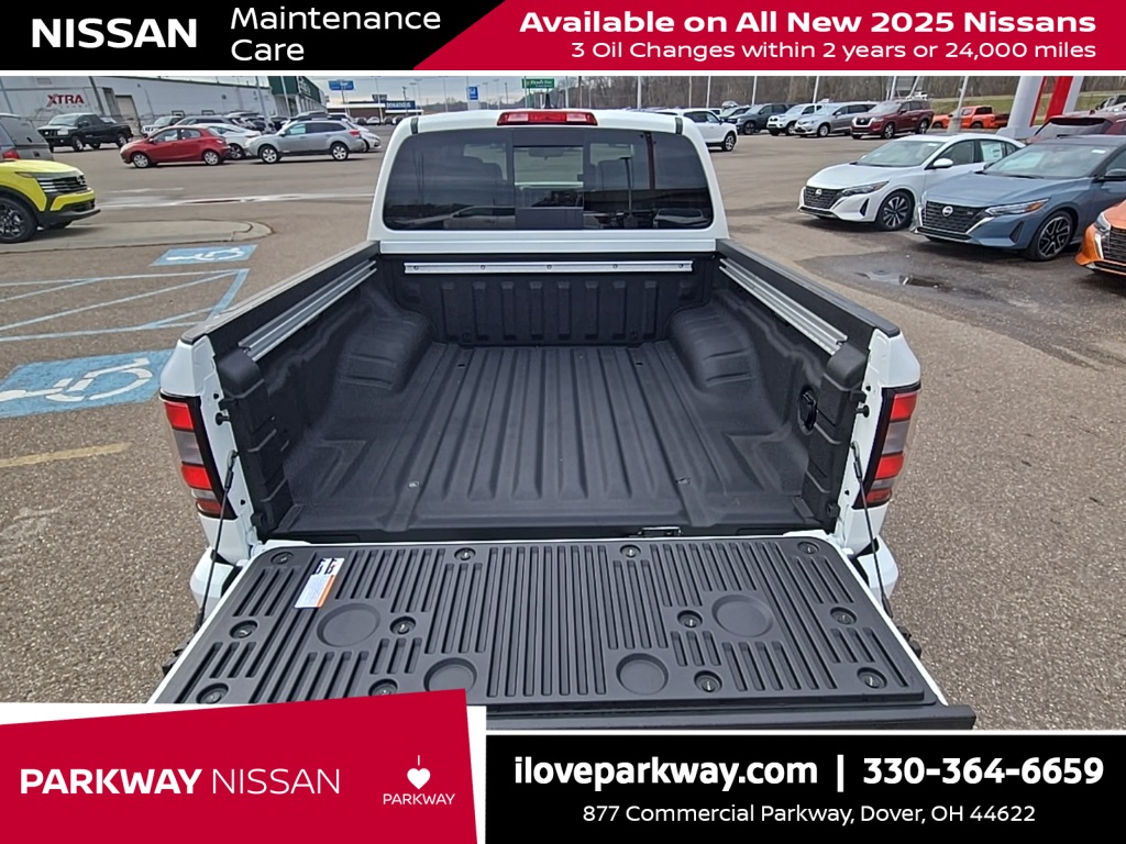 2025 Nissan Frontier Crew Cab SV photo 25