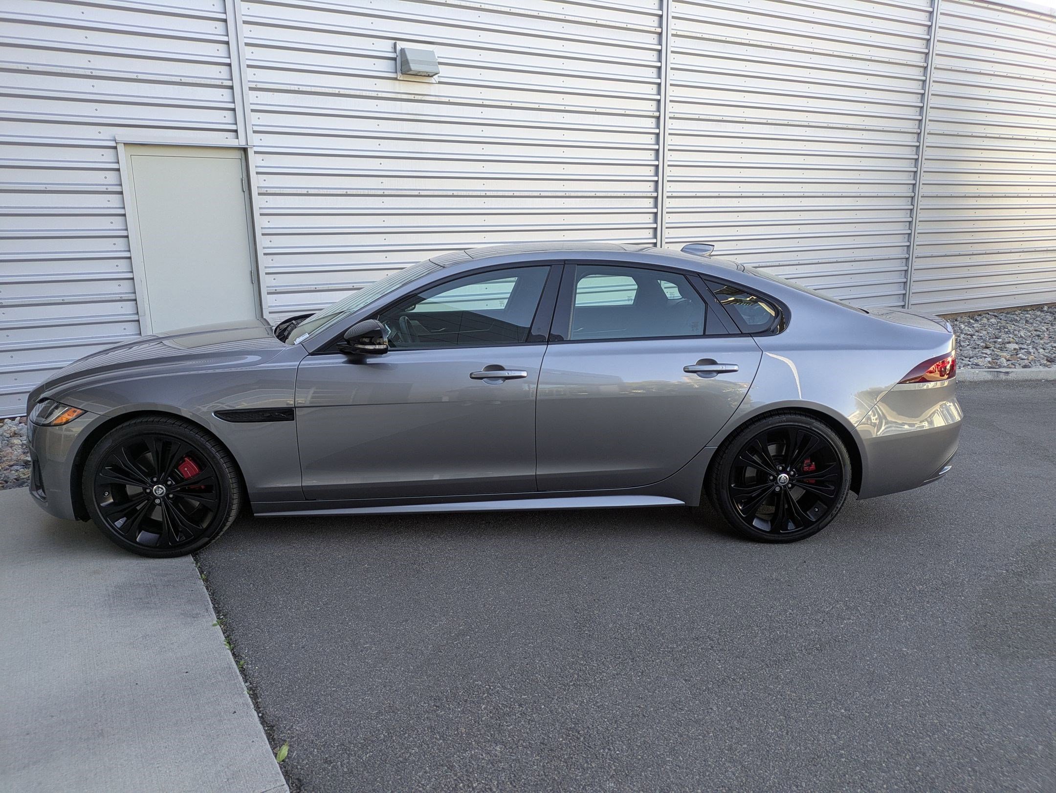 2024 Jaguar XF P300 R-Dynamic SE AWD photo 2