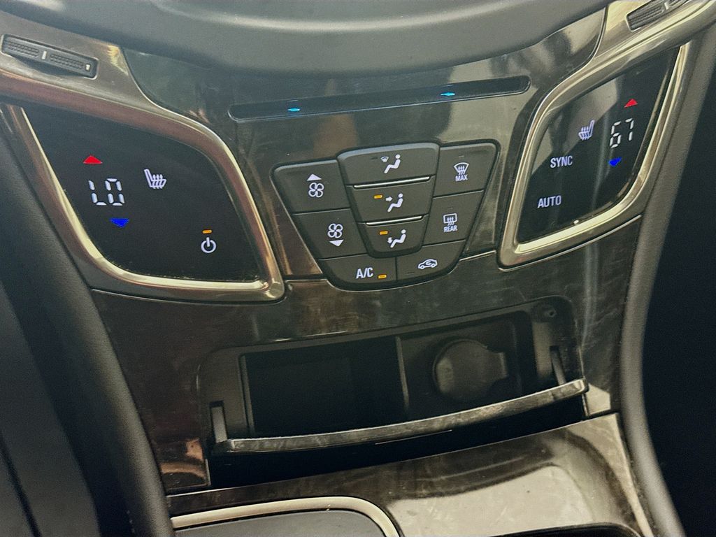 2014 Buick LaCrosse Leather photo 17