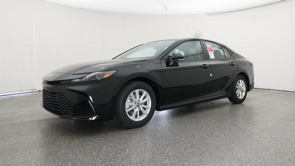 2026 Toyota Camry LE photo 6
