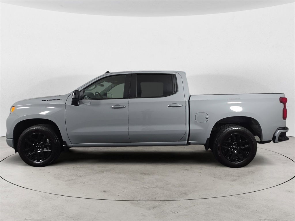 2025 Chevrolet Silverado 1500 RST photo 2