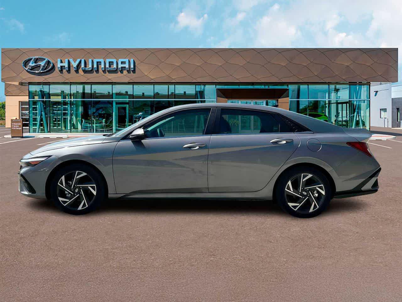 2025 Hyundai Elantra Hybrid Limited photo 2