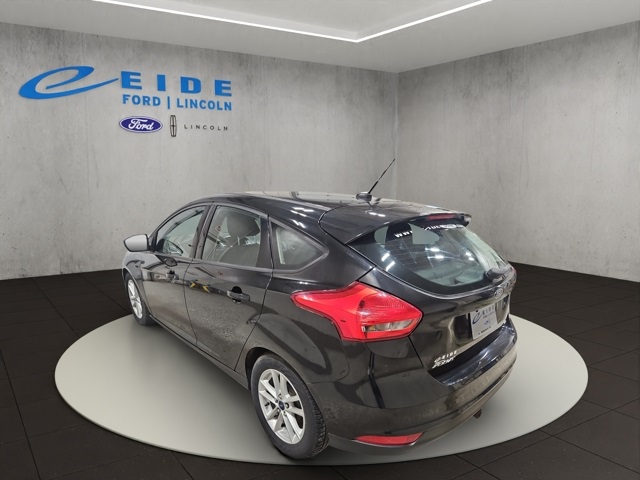 2015 Ford Focus SE photo 4