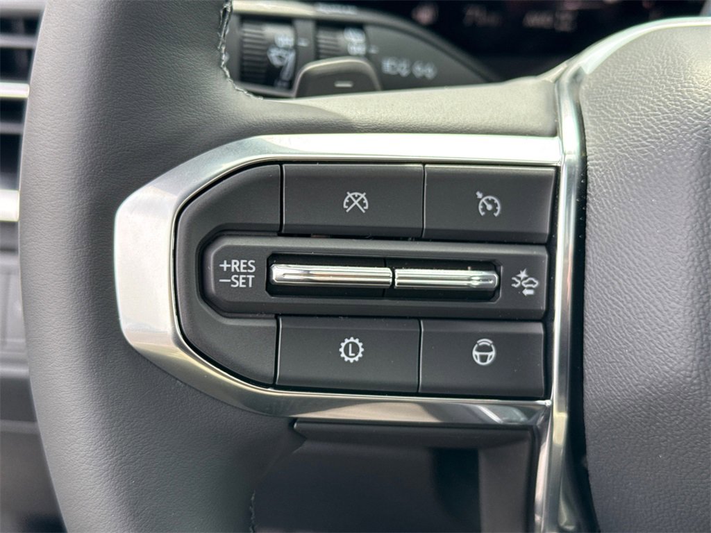 2025 GMC ACADIA - Image 19