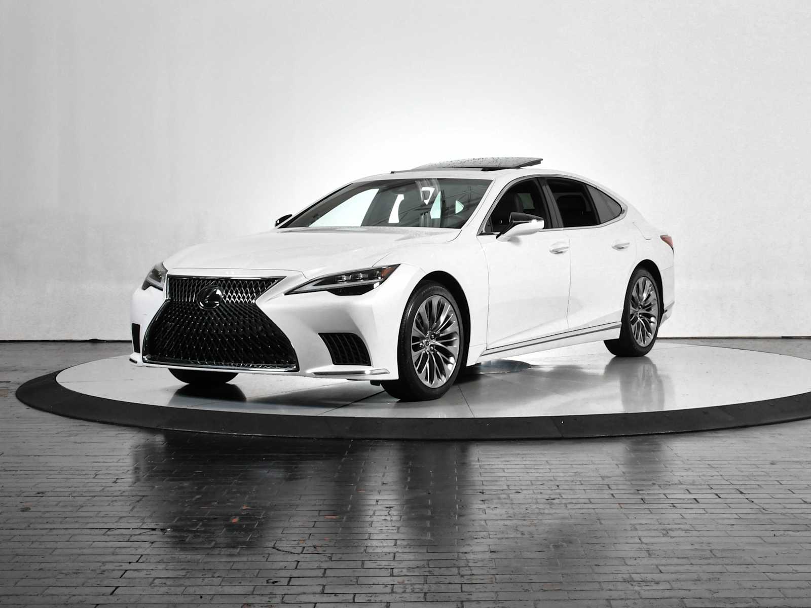 2023 Lexus LS Base