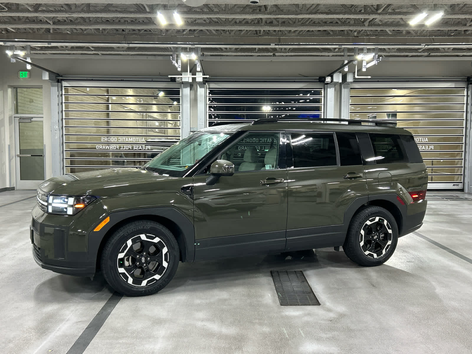 2024 Hyundai Santa Fe SEL's photo