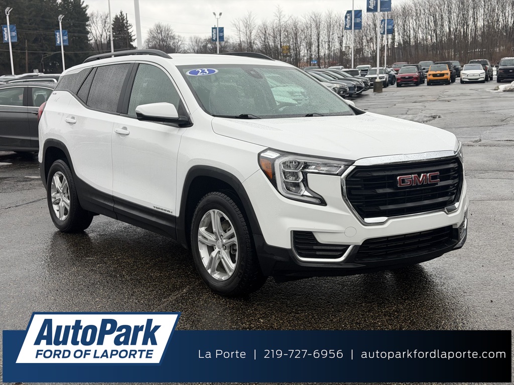 2023 GMC Terrain SLE's photo