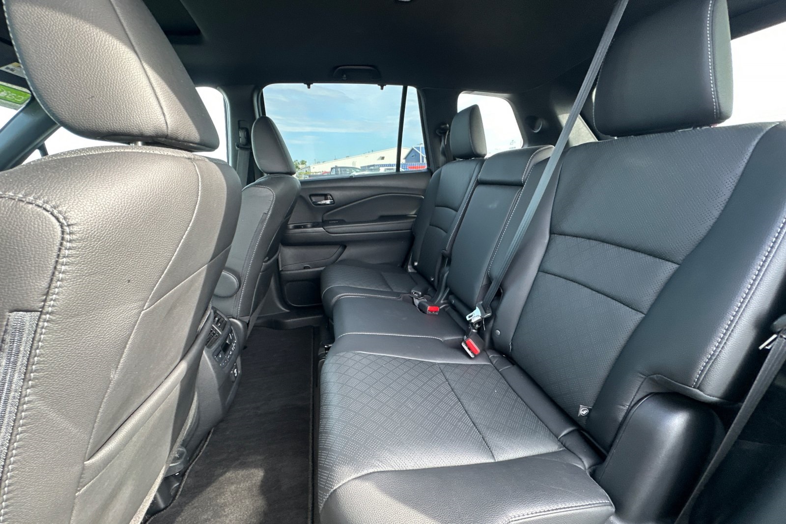 2021 Honda Passport Elite photo 16