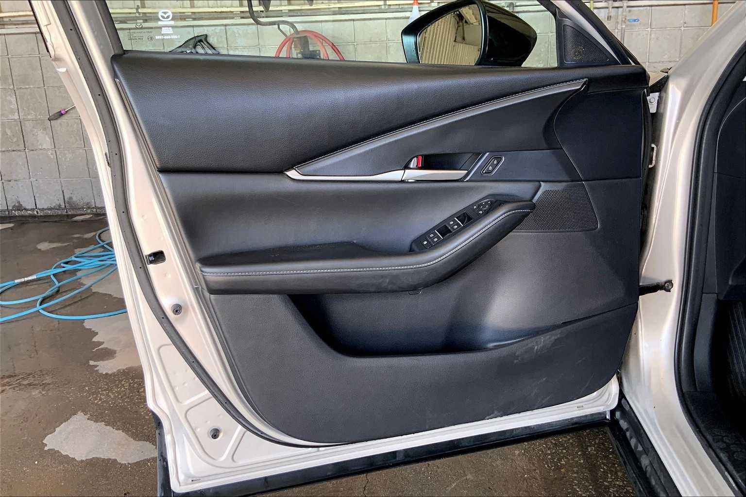 2024 Mazda CX-30 2.5 Select Sport photo 19