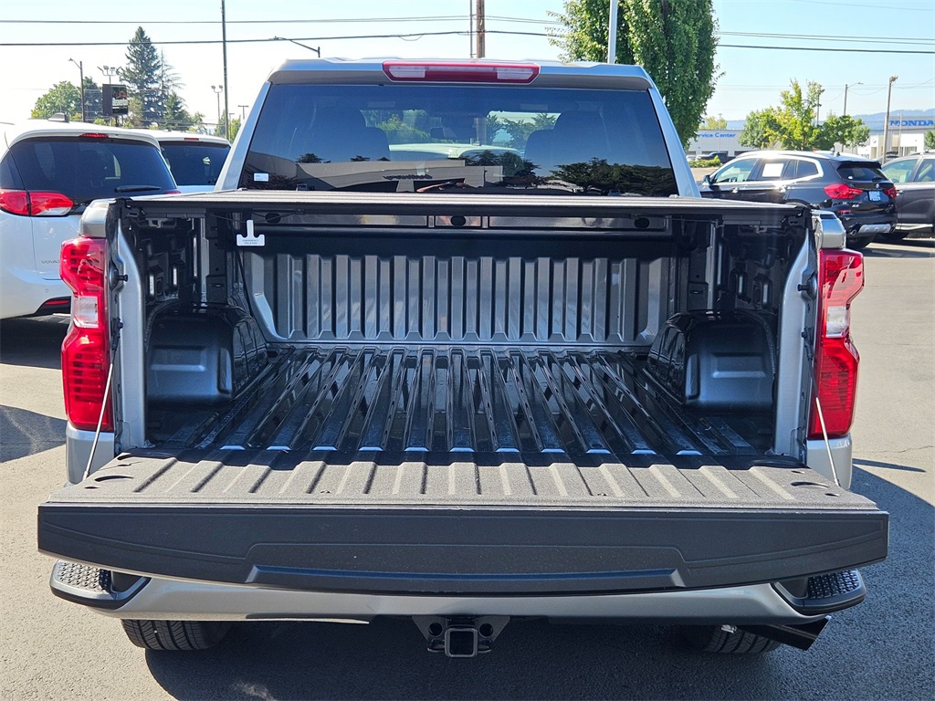 2024 Chevrolet Silverado 1500 Custom photo 25