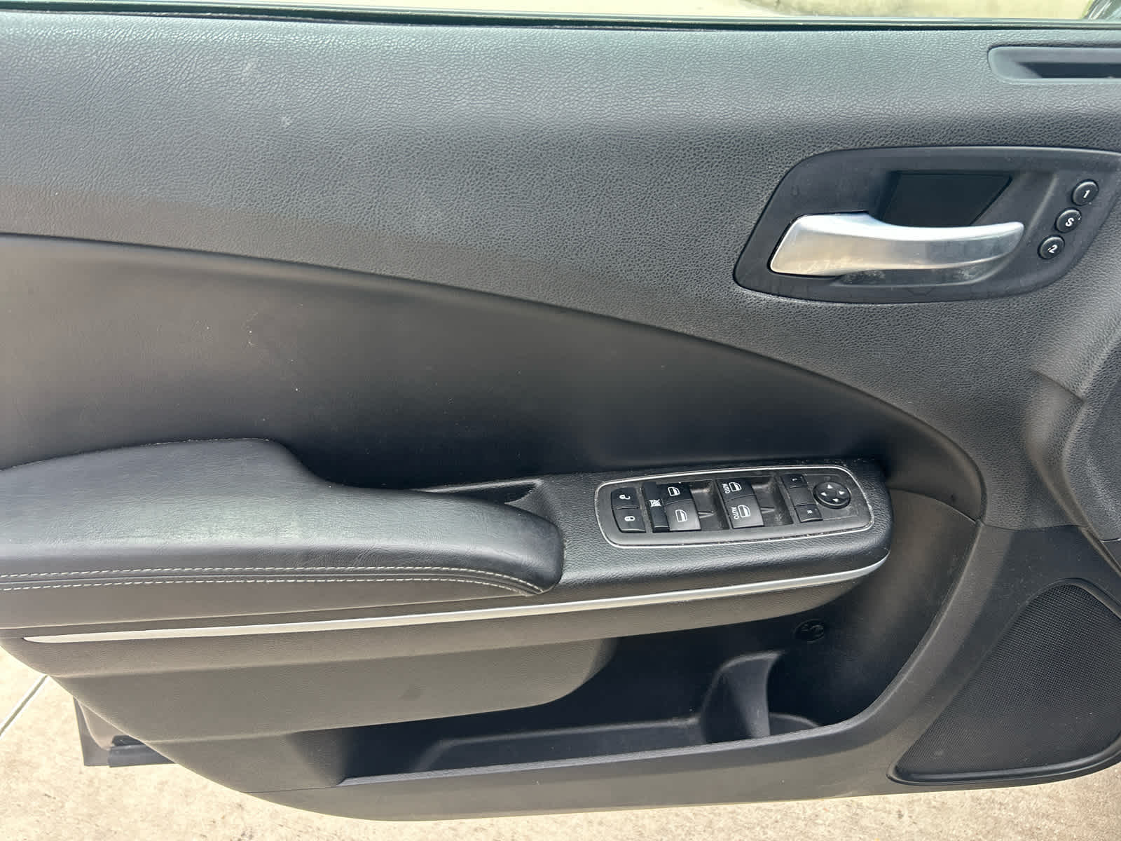 2022 Dodge Charger SXT photo 6