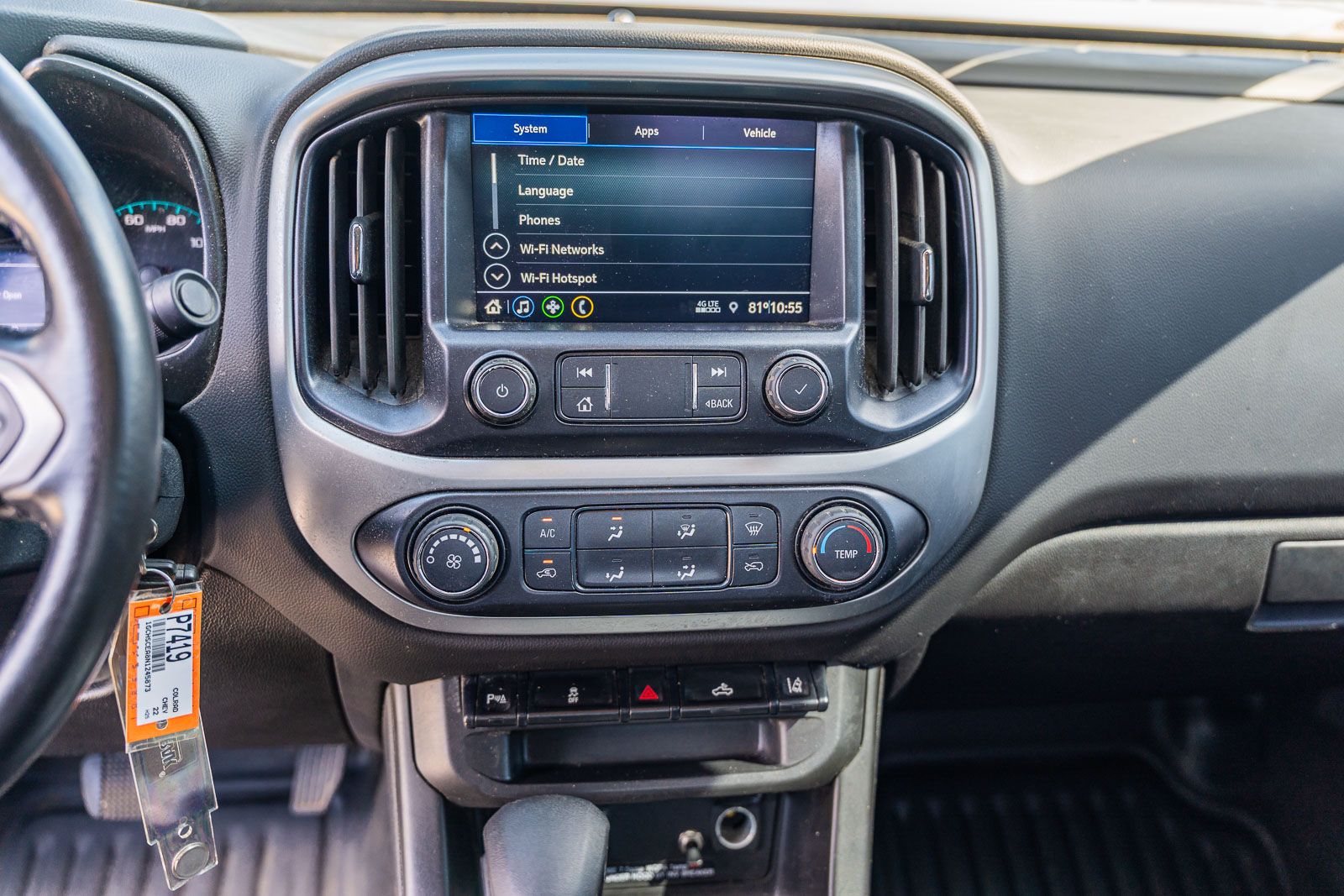 2022 Chevrolet Colorado LT photo 23