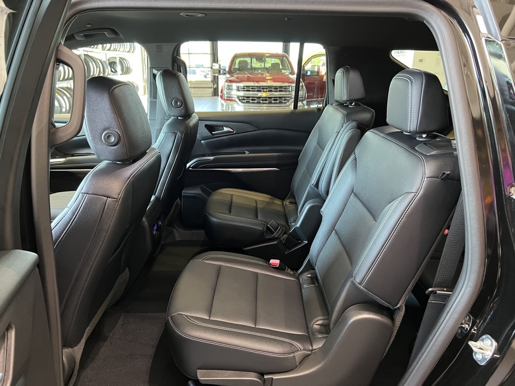 2024 Chevrolet Traverse photo 15