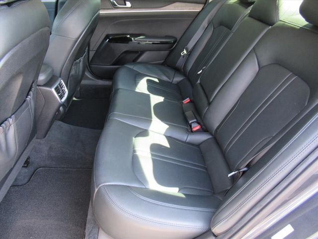 2022 Kia K5 EX photo 28